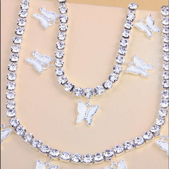 2pc Butterfly Charm Necklace & Anklet - Picture 3 of 3